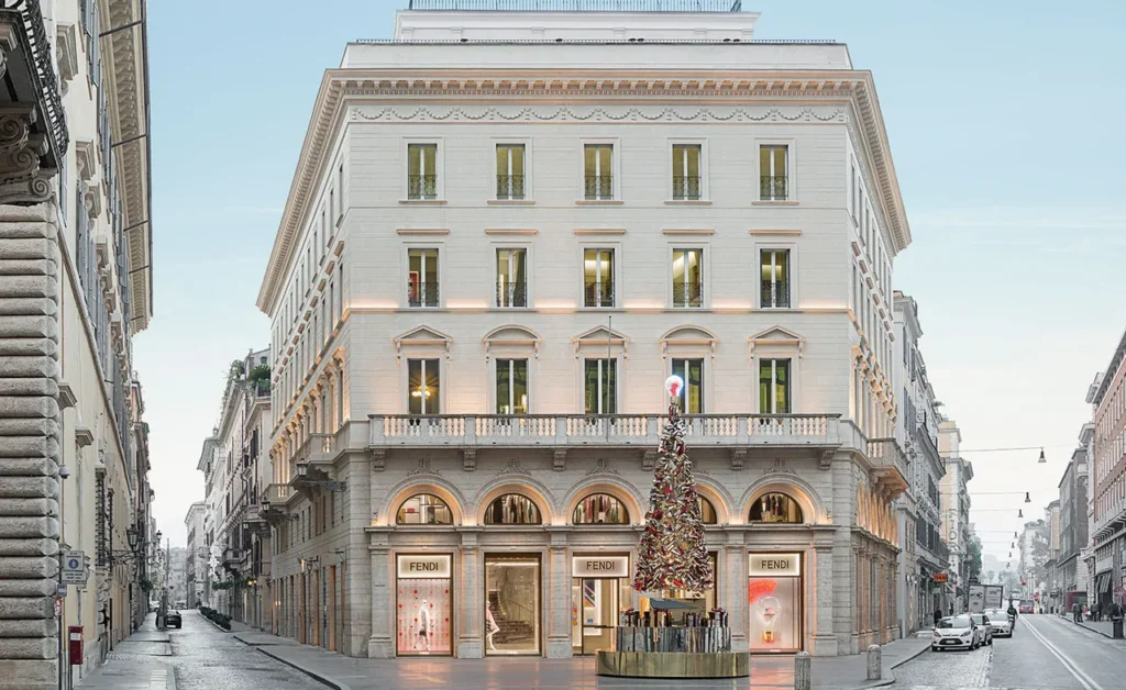 High-End Shopping in Rome Palazzo Fendi, Campo Marzio Rome The Roman Journal, Roman Road Travel